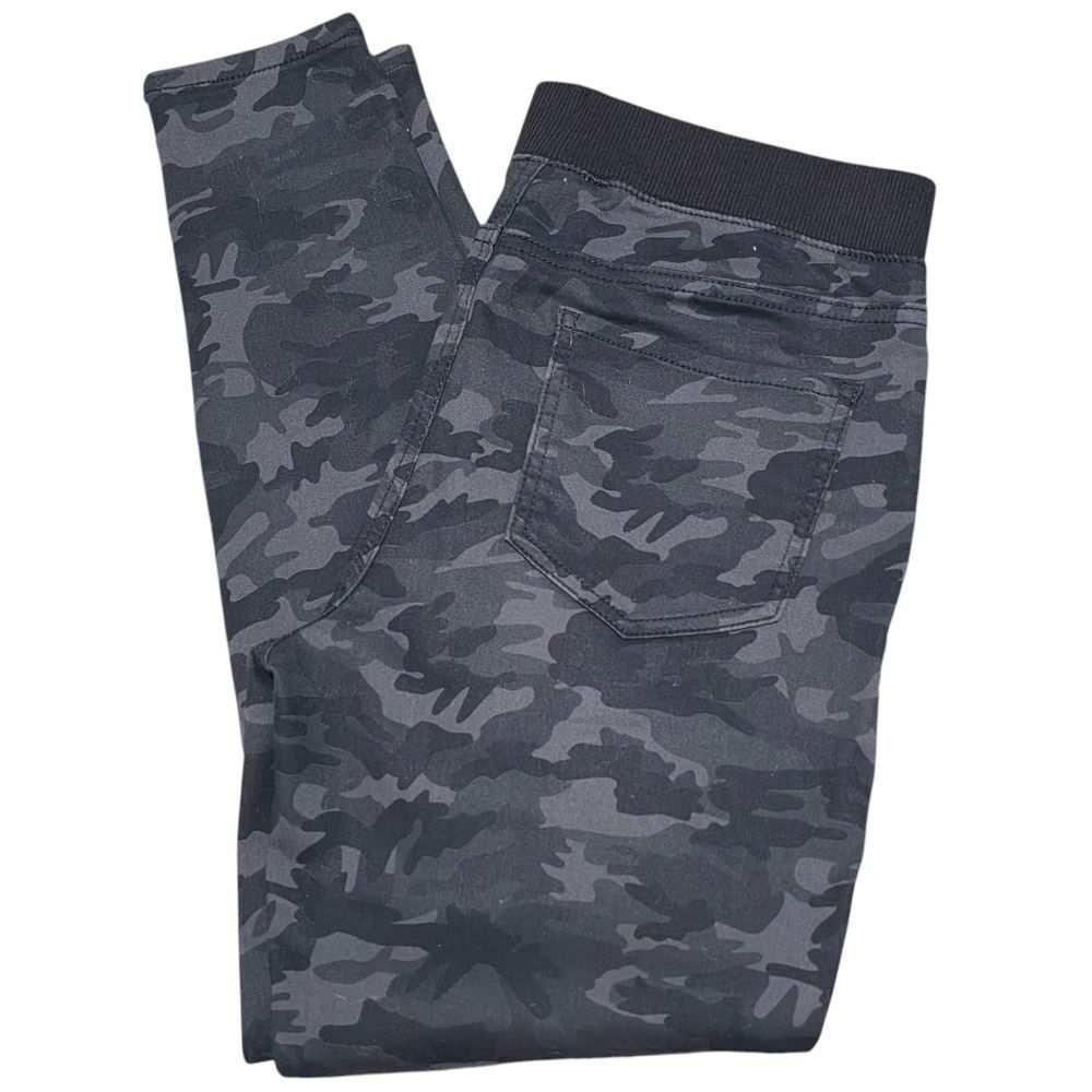 Black And Grey Camouflage Pants